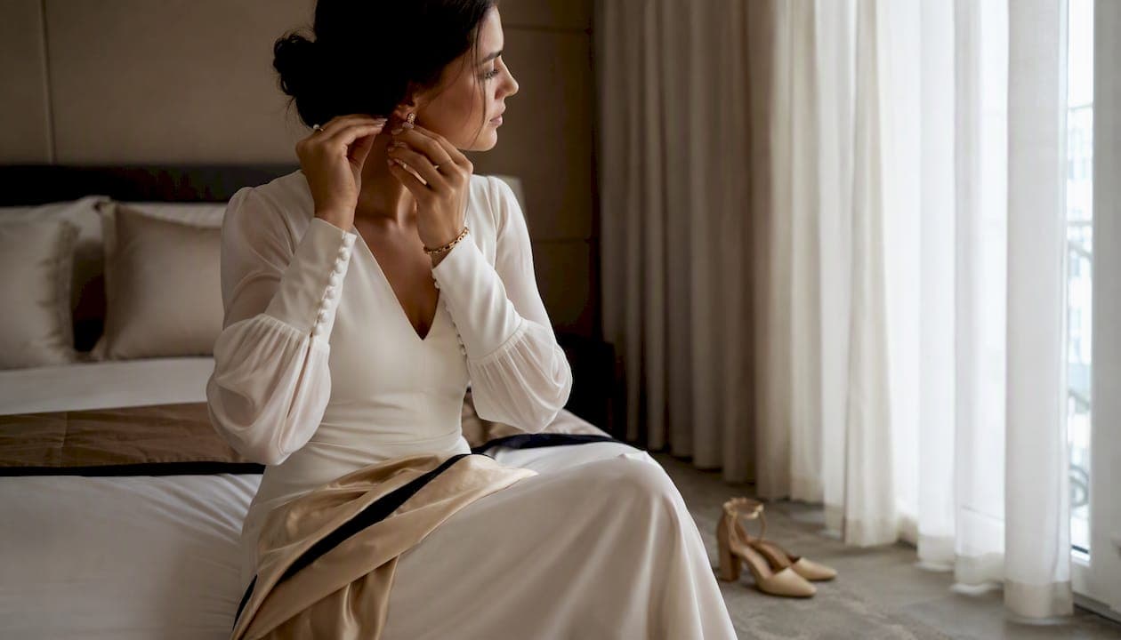 Look invité mariage : le guide pratique par saison et lieu