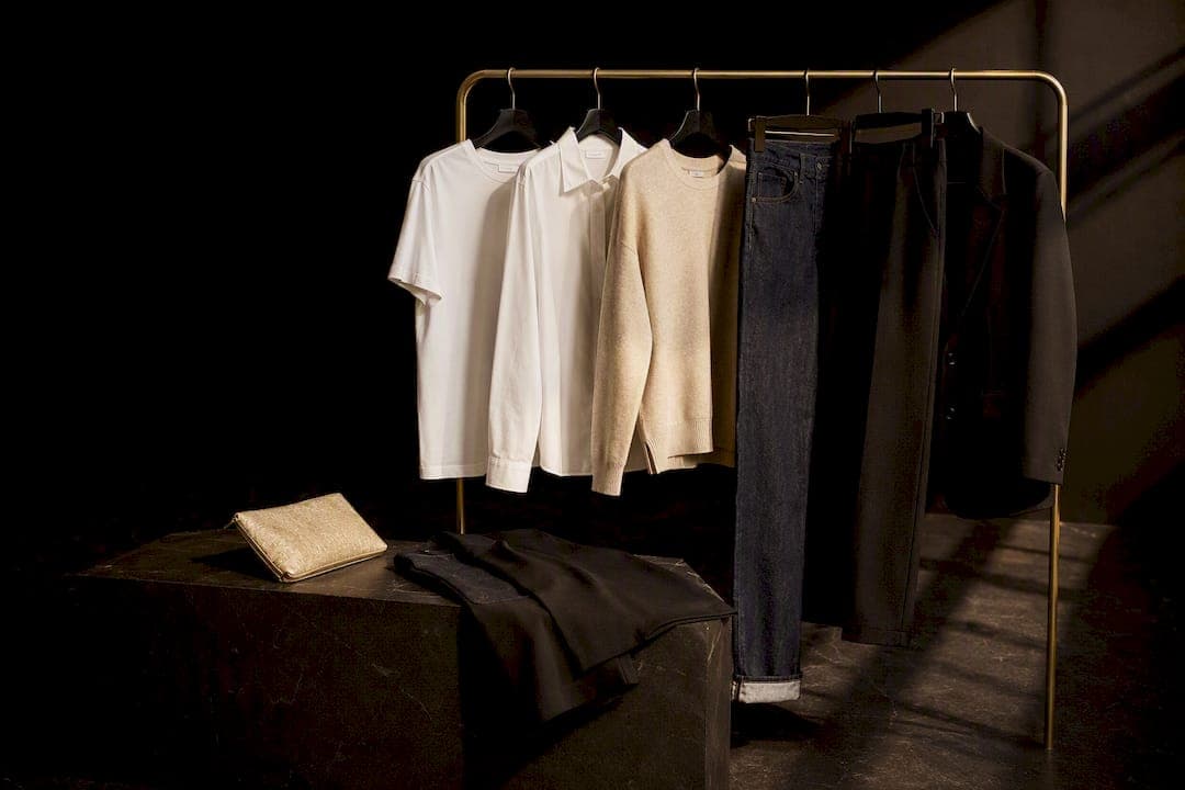 Basiques garde-robe : la liste des pièces qui simplifient tout